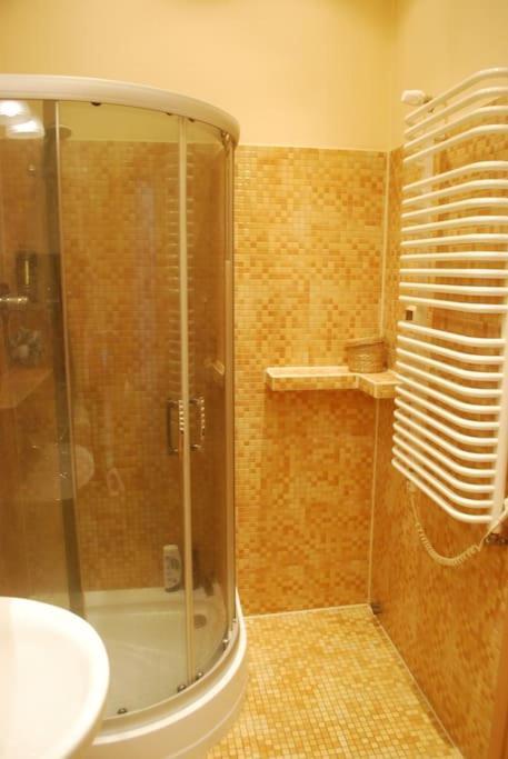 Climatic For 2-4 Person In Main Square Apartamento *