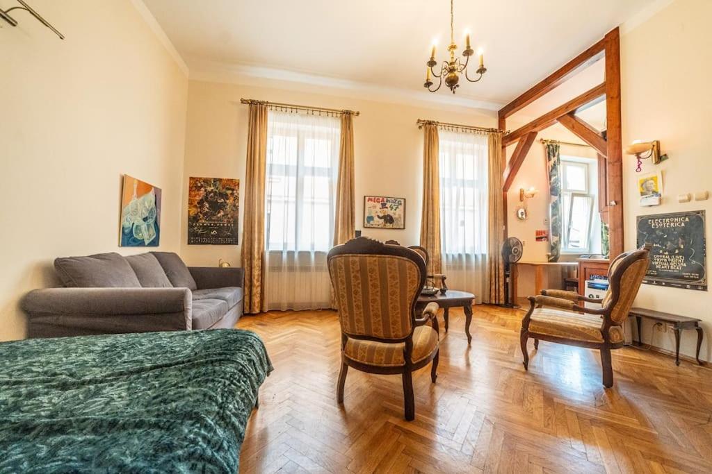 Apartment Climatic For 2-4 Person In Main Square